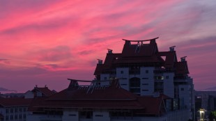 校园朝霞
