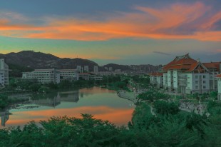 赏栖湖晚霞