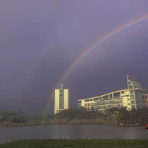雨后彩虹