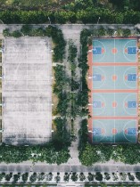 “嘉园”篮球场