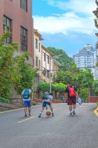 放学路上