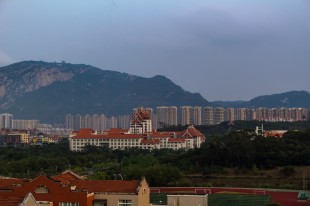 “嘉庚”主楼