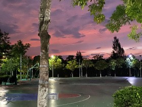 凌晨的“嘉园”