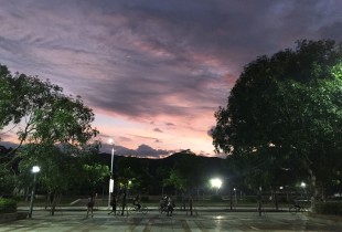 暗涌
