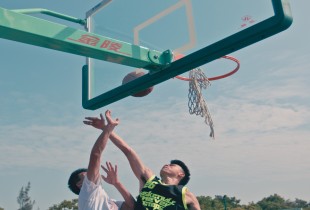 拼抢